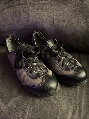 Vintage Ladies Asham Curling Shoes with Red Brick Slider